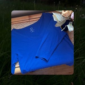 ✪✪✪ Three-Quarter Sleeve Wide V-Neck Shirt